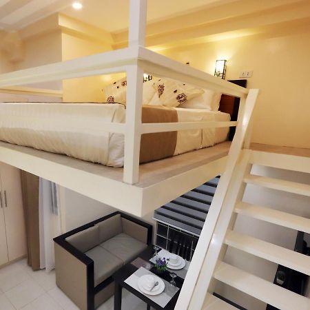 Rosetta Guest House Ormoc Exterior photo