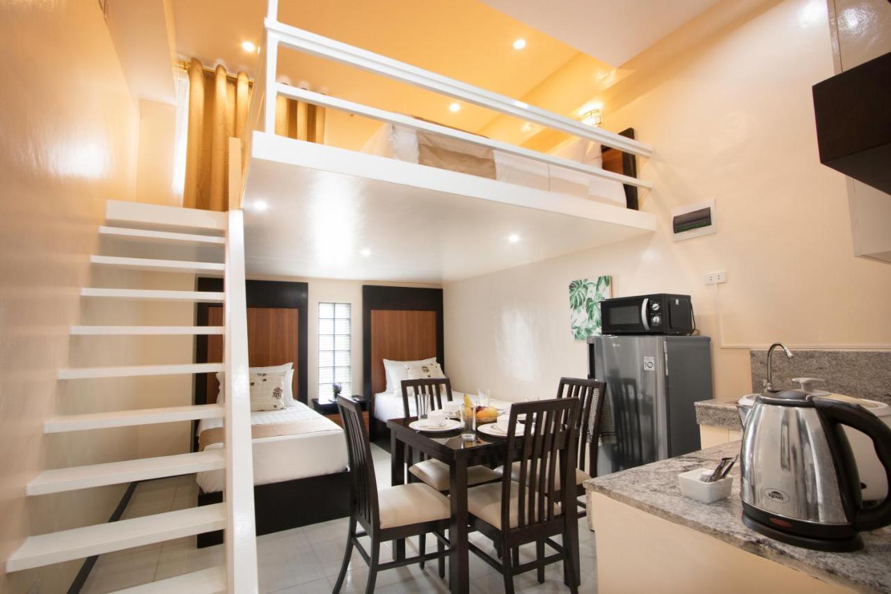 Rosetta Guest House Ormoc Exterior photo